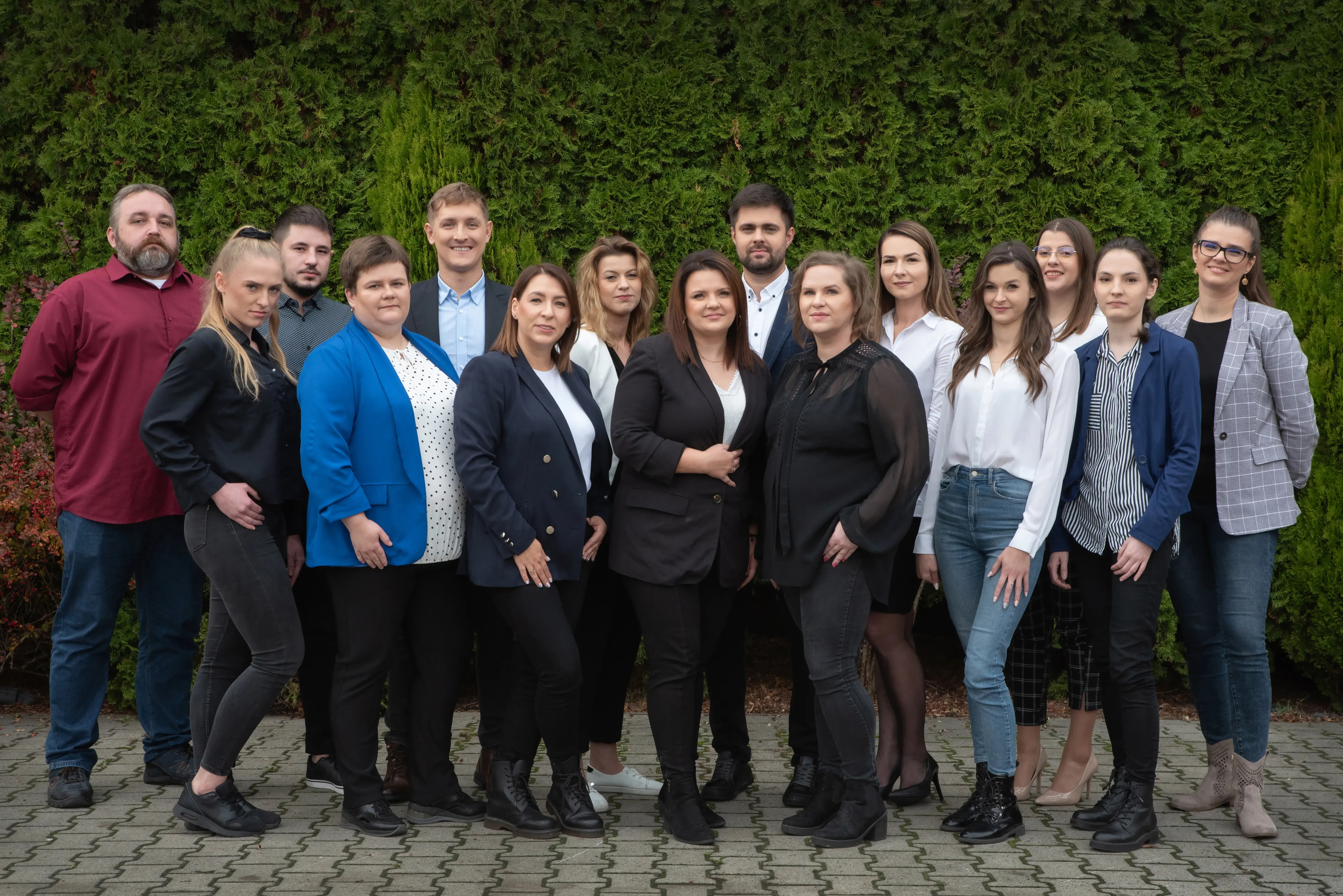 Zespół IPL Polska - pracownicy działu spedycji i logistyki w siedzibie w Białej Podlaskiej